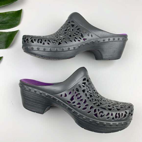 Dansko Pippa Clogs Cut Out Grey Silver Jelly Slip On Women's 39 US 8.5 9 - Picture 6 of 11